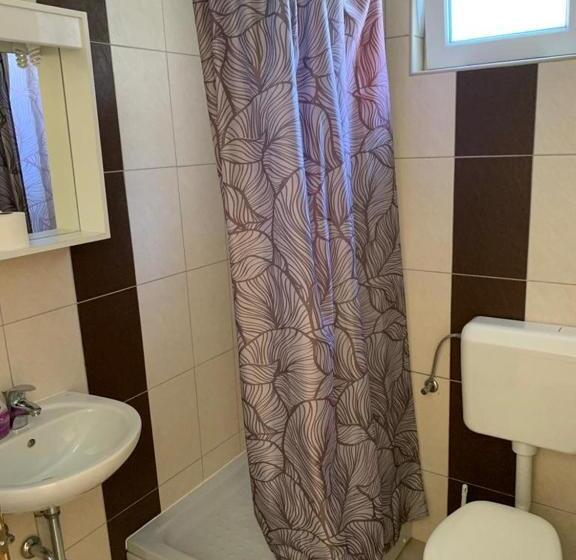 اتاق استاندارد سه تخته با بالکن, Rooms Ante