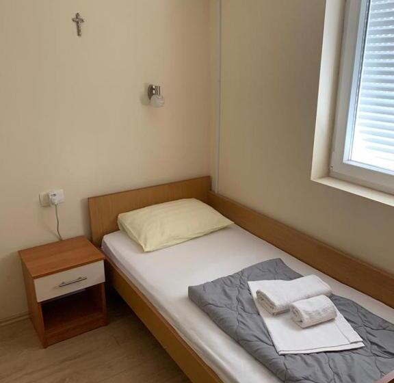 اتاق استاندارد یک نفره, Rooms Ante