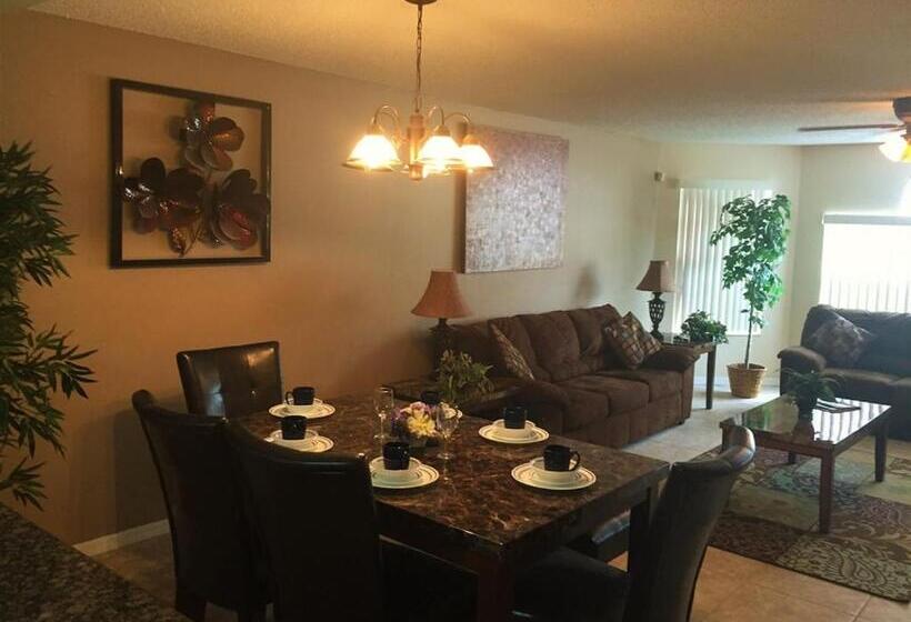 דירת חדר, Sweet Retreat Condo Resort