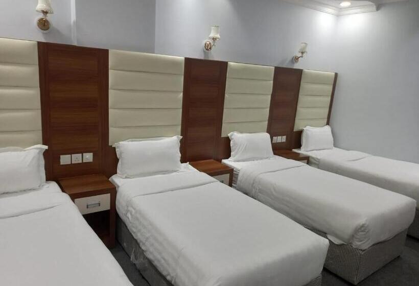 غرفة قياسية ثلاثية, فندق اجيال المدينة 1