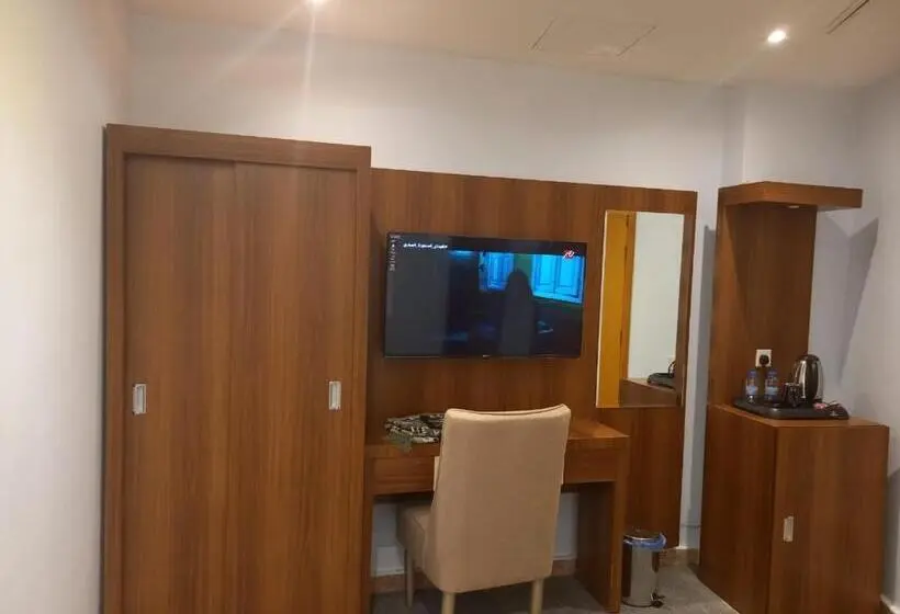 Standard Kolmen Hengen Huone, فندق اجيال المدينة 1