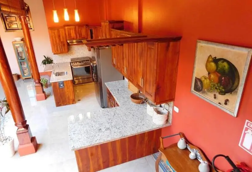 اتاق لوکس, Habitaciones Casa Lester