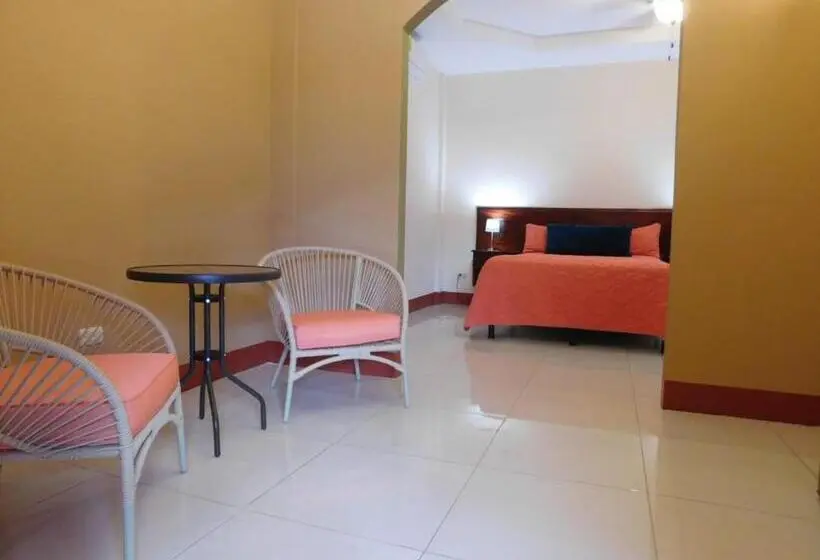 اتاق لوکس, Habitaciones Casa Lester