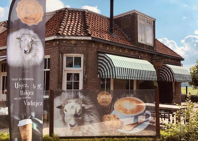 １ベッドルームハウス, Slapen Bij De Brug