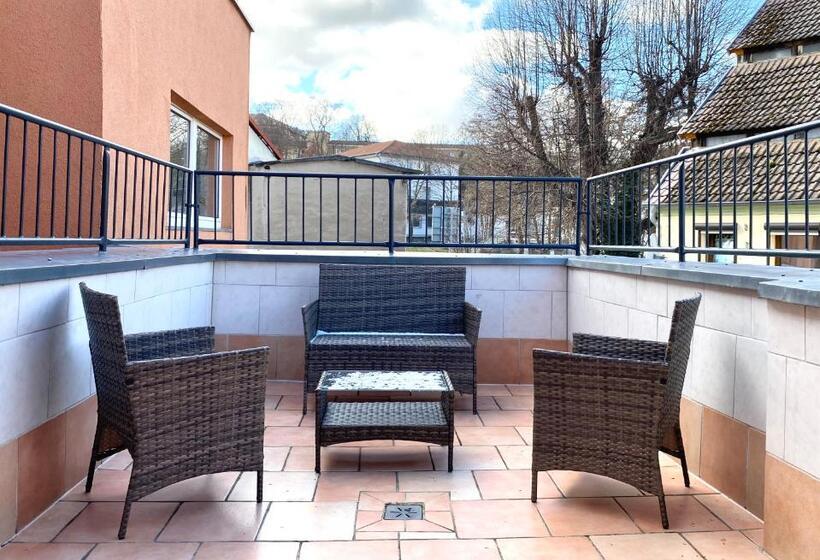 شقة غرفة واحدة, Gemütliche Unterkünfte Für Längeren Aufenthalt Und Monteure Inkl Balkon, Waschmaschine, Wifi, Küche