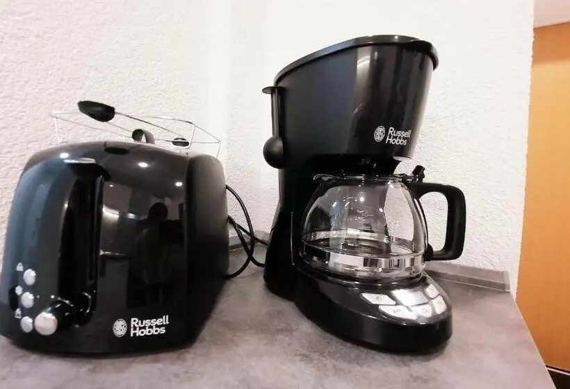 ２ベッドルームアパートメント, Gemütliche Unterkünfte Für Längeren Aufenthalt Und Monteure Inkl Balkon, Waschmaschine, Wifi, Küche