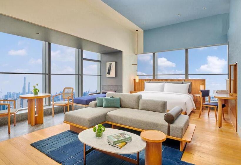 Студия Deluxe, Artyzen New Bund 31 Shanghai Qiantan