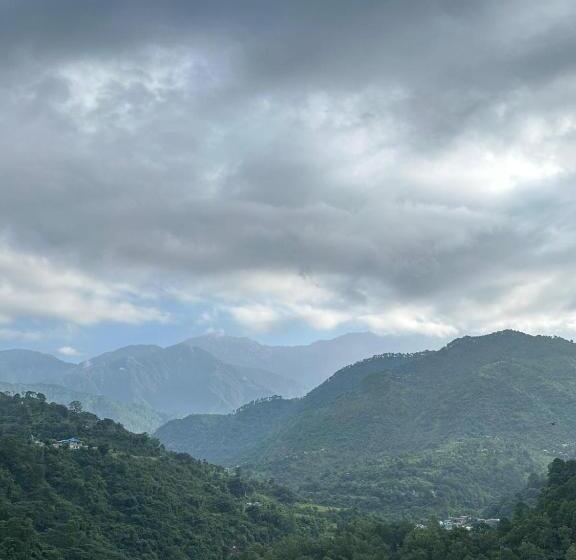 اتاق استاندارد با چشمانداز باغ, Dhauladhar View Village Resort