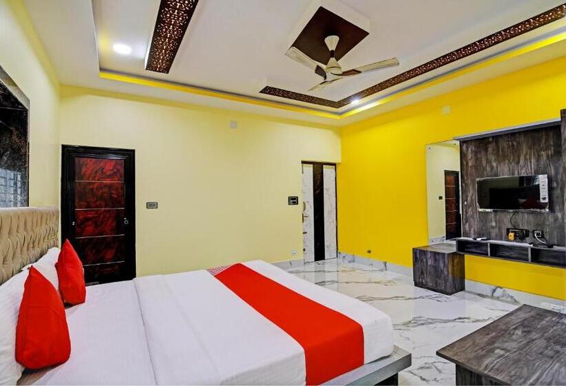 غرفة كلاسيكية ثلاثية, Oyo Flagship Sri Sai Palace