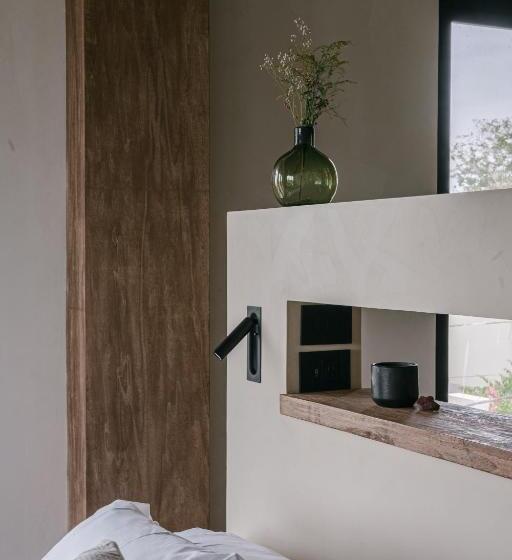 غرفة ديلوكس مطلّة علي البحر, Republica Pagana