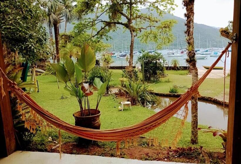 سوییت با چشمانداز دریا, Ribeira Beach