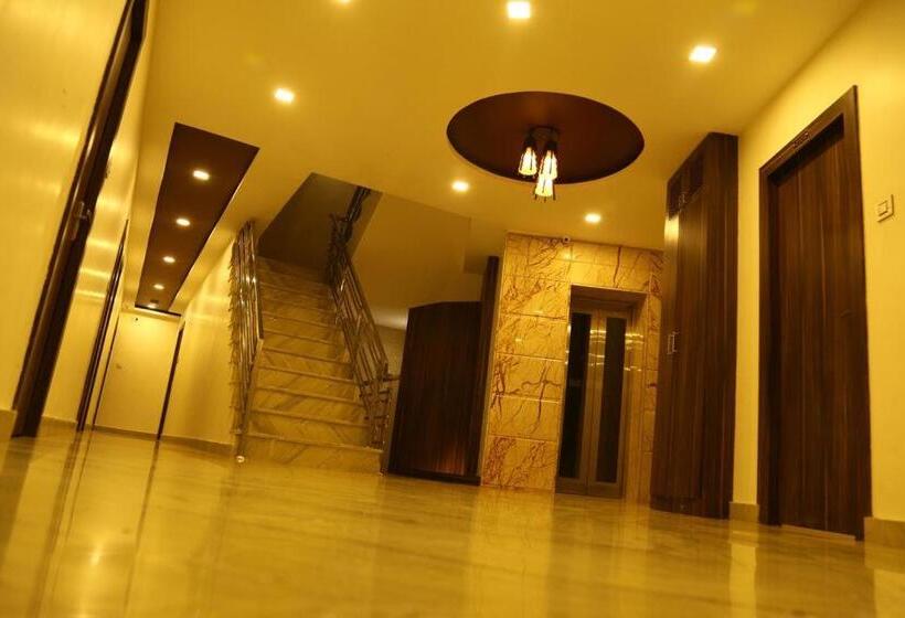 デラックストリプルルーム, Kingsway Hotel And Restaurant Ajmer Dargah 350 Meter