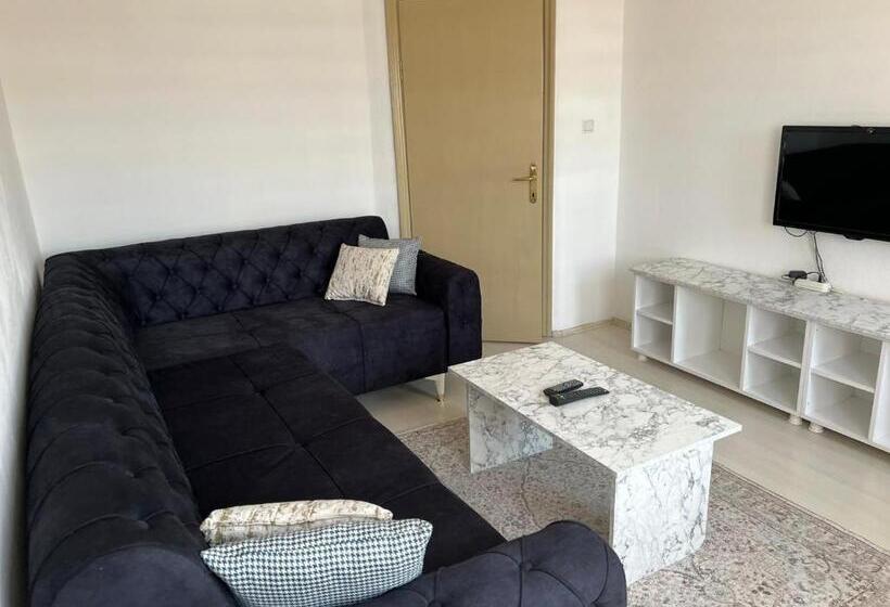 带1个卧室的带阳台的公寓, Royal Bby Apart Otel