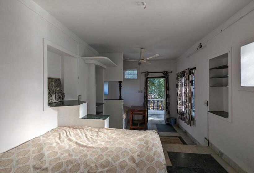 Chambre Standard, Mystic Hive