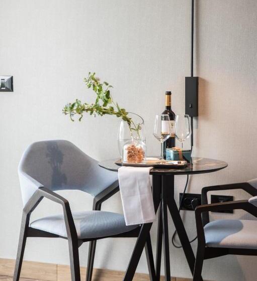 Номер Стандарт с Балконом, Almond Hotel Adults Only