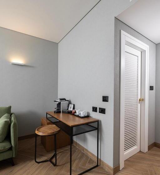 Номер Стандарт с Балконом, Almond Hotel   Adults Only