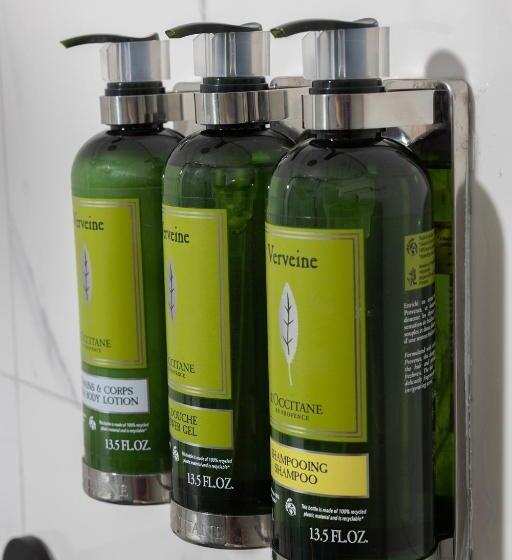 Номер Стандарт с Балконом, Almond Hotel Adults Only