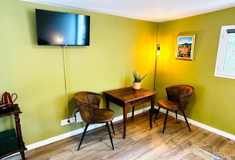 带大床的标准间, B&b Les Têtes De Mules   Adults Only