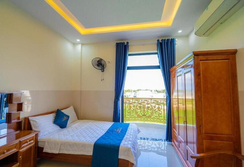 اتاق لوکس, Golden Hotel 2