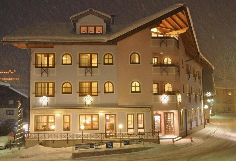 Семейный Номер, Heart Hotel Himmelberg