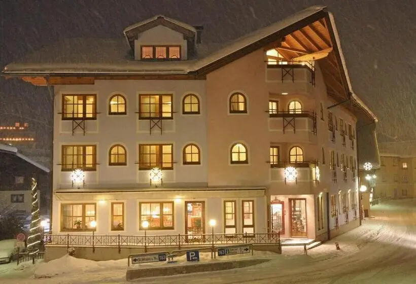 スーペリアファミリールーム, Heart Hotel Himmelberg