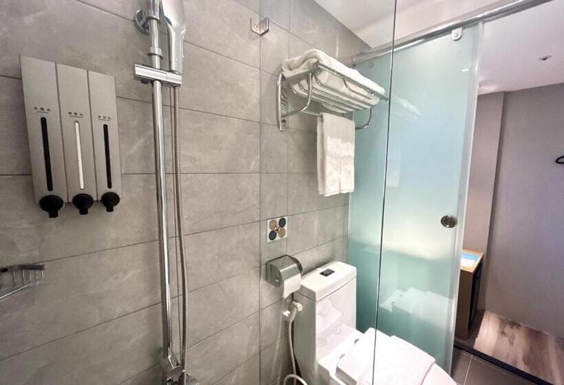 اتاق استاندارد, Fun Stay Inn Ximen