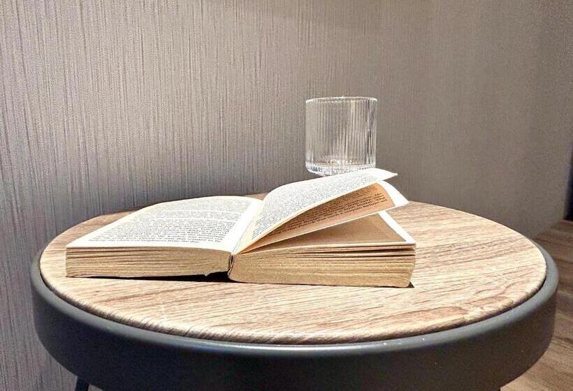 اتاق استاندارد, Fun Stay Inn Ximen