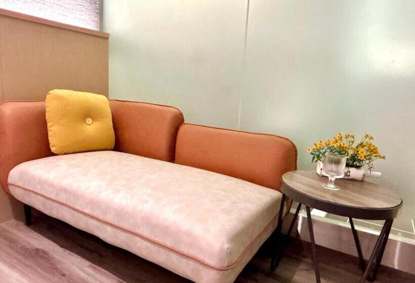 اتاق سوپریور, Fun Stay Inn Ximen