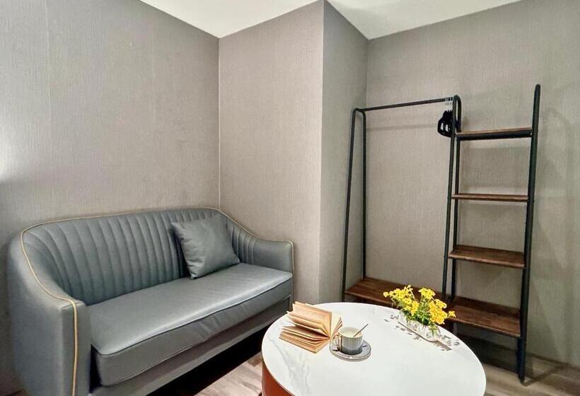 اتاق لوکس, Fun Stay Inn Ximen