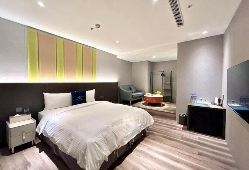 اتاق لوکس, Fun Stay Inn Ximen