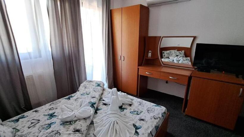 اتاق استاندارد با بالکن, Pescarus Port Bicaz