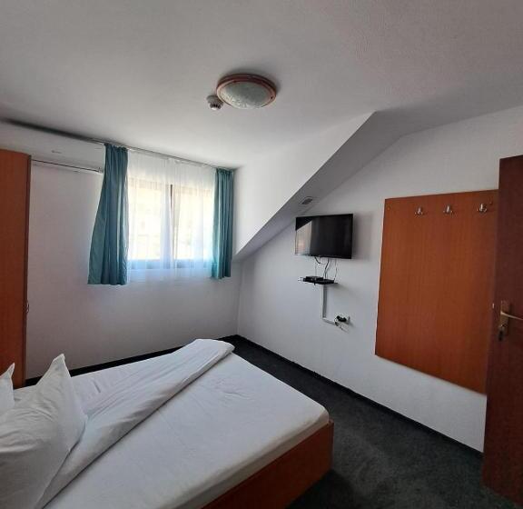 اتاق استاندارد, Pescarus Port Bicaz