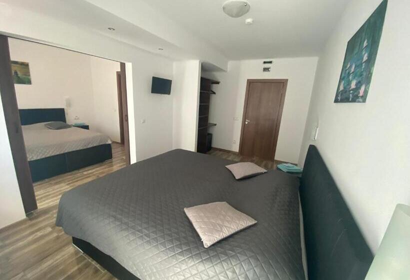 غرفة عائلية, Residenz Zikeli