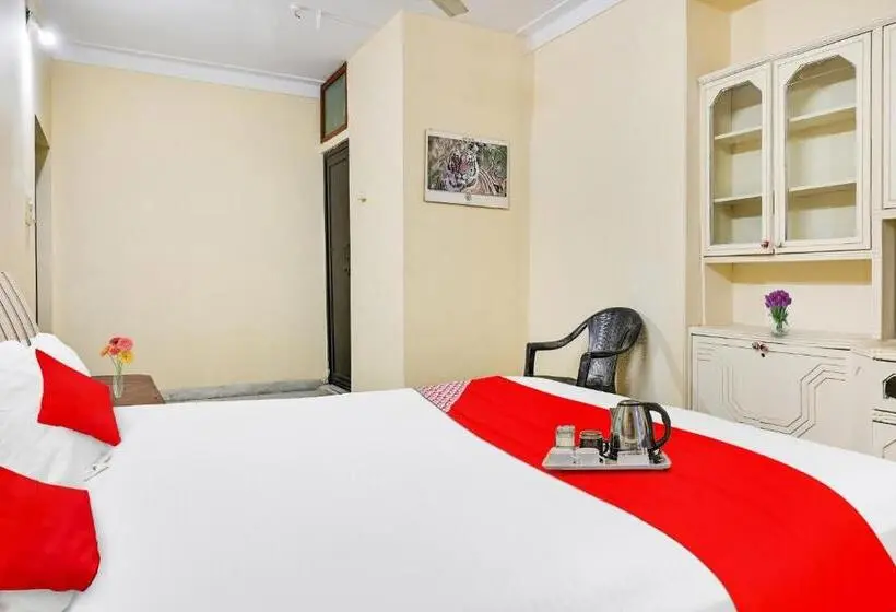 اتاق کلاسیک سه تخته, Oyo Hotel Arera Inn