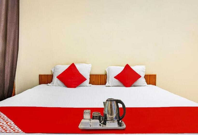 Quarto Triplo Clássico, Oyo Hotel Arera Inn