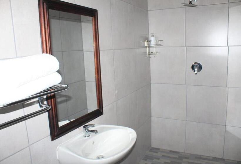 Номер Стандарт, Kekeli B&b