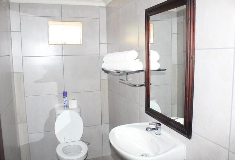 חדר סטנדרט, Kekeli B&b