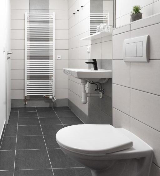 חדר סטנדרט עם מרפסת, Penzion Golf Luby