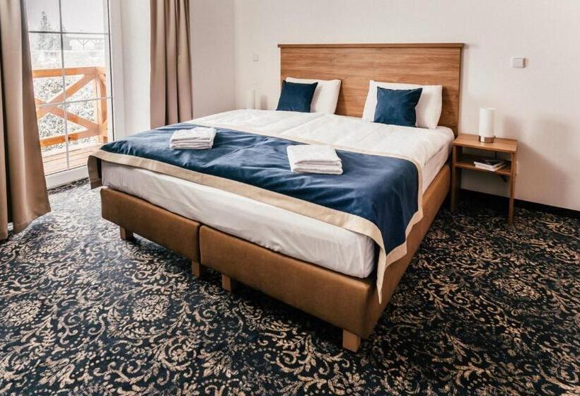 חדר סטנדרט עם מרפסת, Penzion Golf Luby