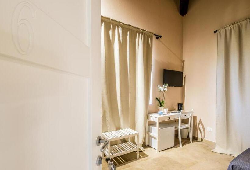 Одноместный Номер с Террасой, Residenza Mistral