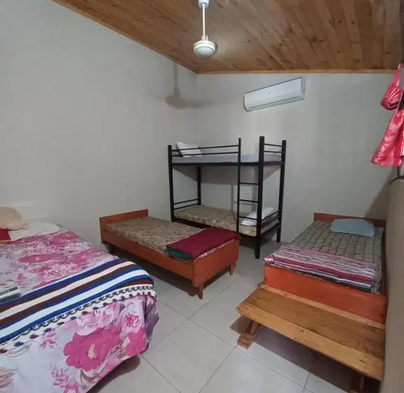 اتاق خانوادگی, Vivíana Hause Hospedaje