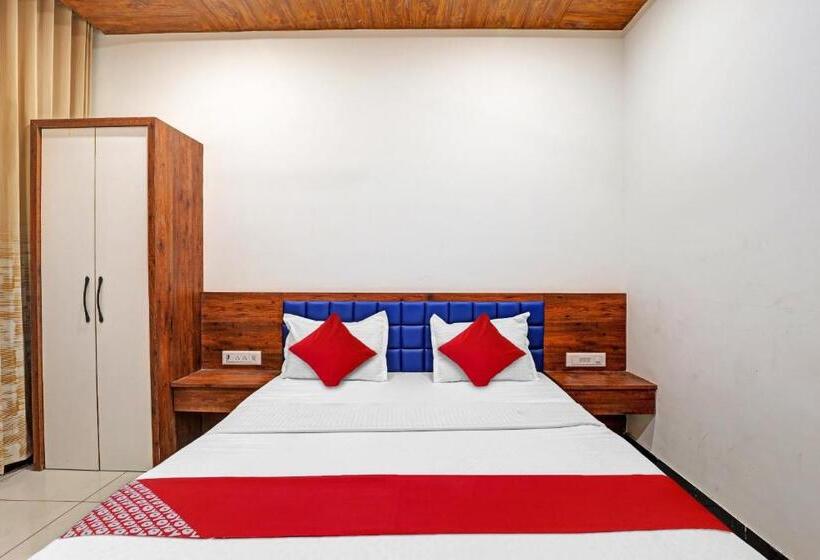 Standardrum, Pop 81014 Hotel Royal Raj