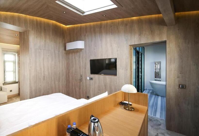 Люкс Deluxe Кровать Кинг, Sykai Hotels Pera