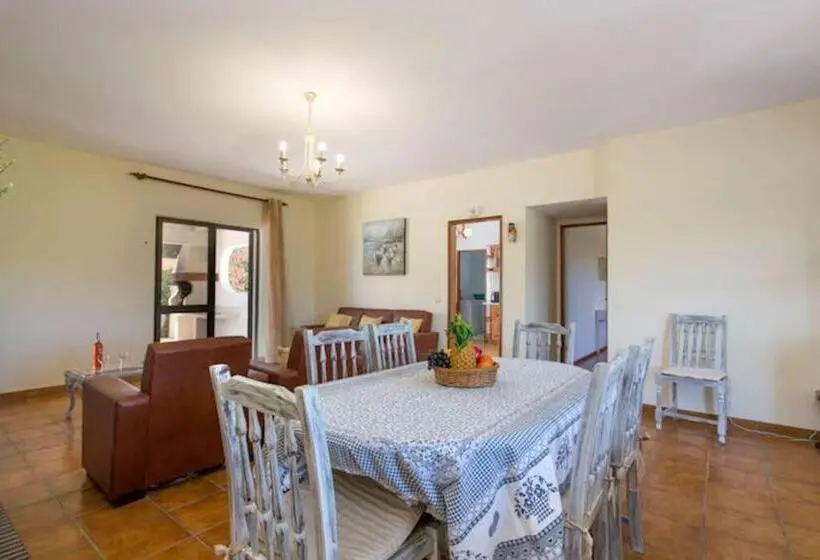 Villa 1 Makuuhuone, Casa Silver, Gale   Sleeps 9 Close To Amenities And Beach!