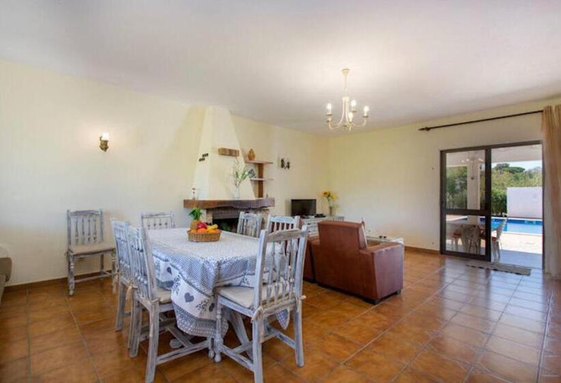 Вилла 1 Спальня, Casa Silver, Gale   Sleeps 9 Close To Amenities And Beach!