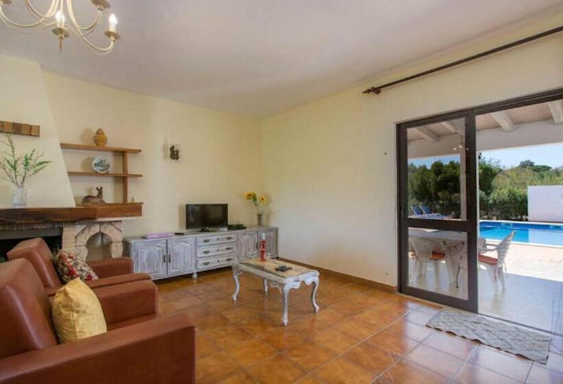 ‫فيلا غرفة نوم واحدة, Casa Silver, Gale   Sleeps 9 Close To Amenities And Beach!