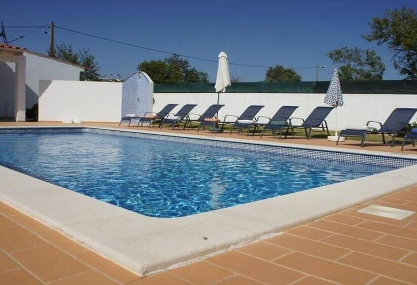 ‫فيلا غرفة نوم واحدة, Casa Silver, Gale   Sleeps 9 Close To Amenities And Beach!