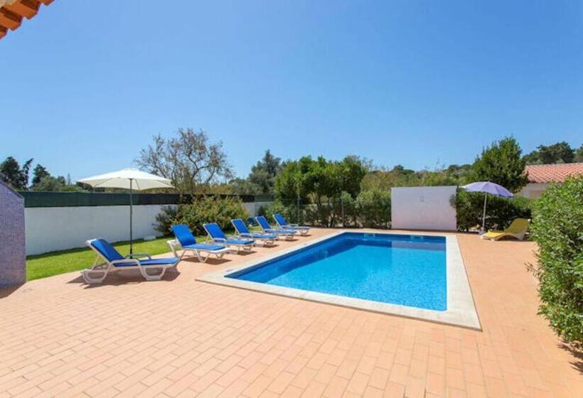 Вилла 1 Спальня, Casa Silver, Gale   Sleeps 9 Close To Amenities And Beach!