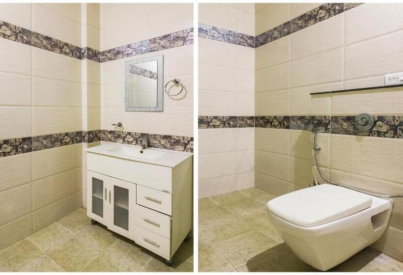 三人经典房间, Collection O Platinum