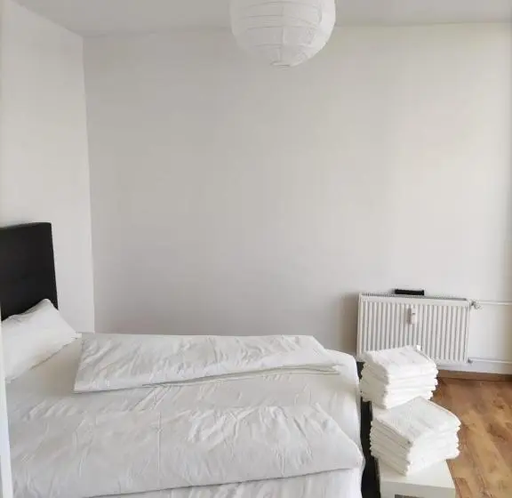 Huoneisto 1 Makuuhuone, Monteurwohnung Workere S Apartment Gera